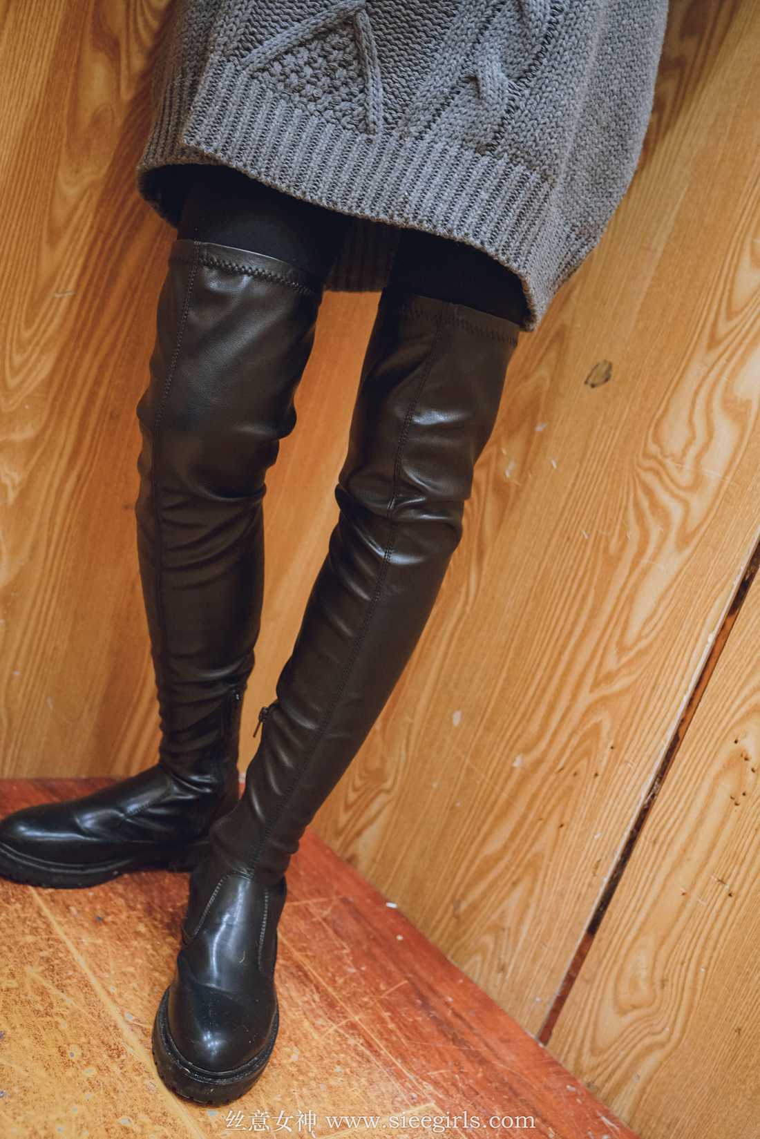 图片[14]-[SIEE丝意] No.378 芊芊 秋意未尽，冬又望望（下） 在线浏览 – 速更版-美库