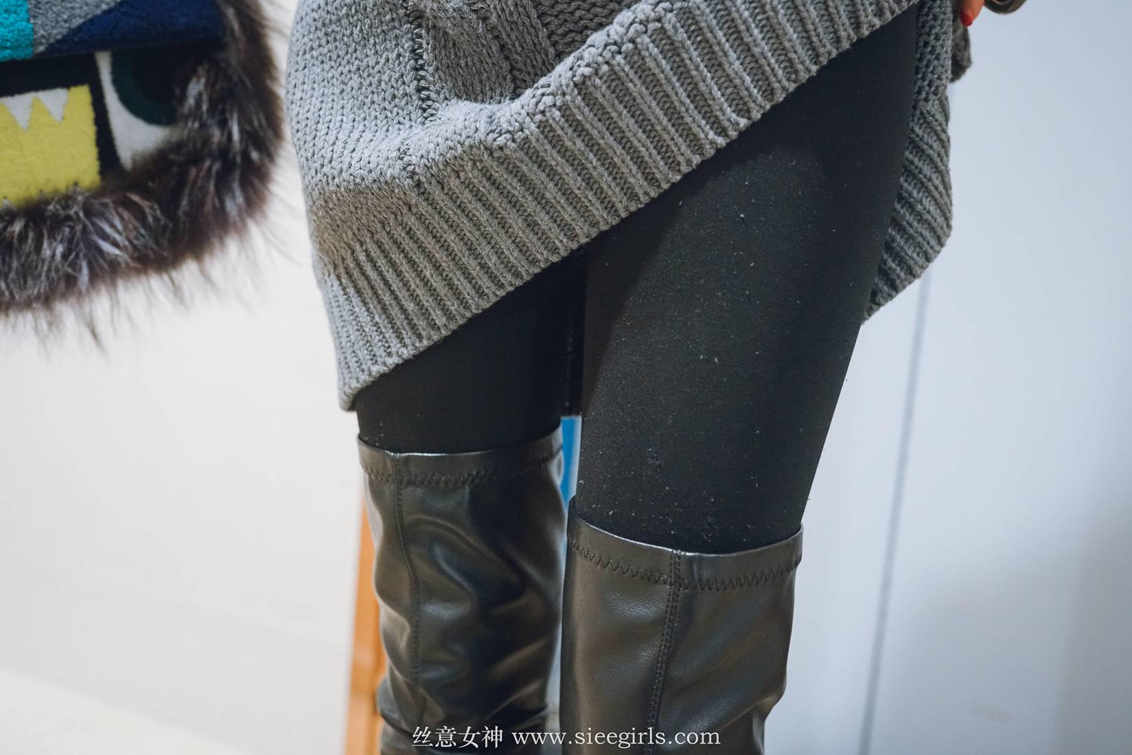 图片[11]-[SIEE丝意] No.378 芊芊 秋意未尽，冬又望望（下） 在线浏览 – 速更版-美库