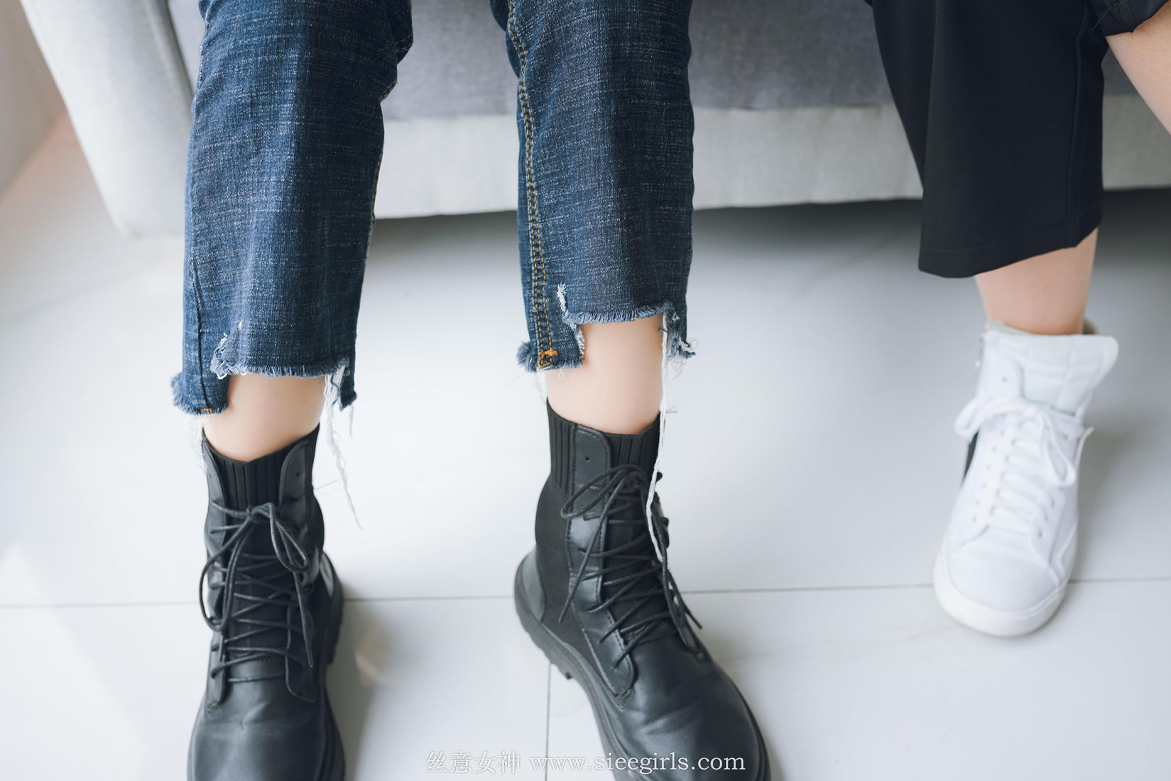 图片[27]-[SIEE丝意] No.381 含含&圆圆 镜中姐妹（下） 在线浏览 – 速更版-美库