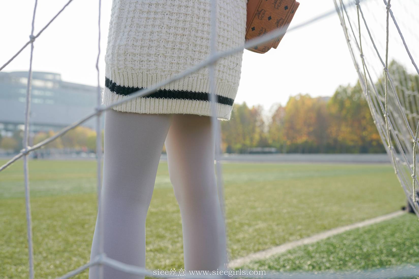 图片[56]-[SIEE丝意] No.385 樱樱 留恋灰咝 在线浏览 – 速更版-美库