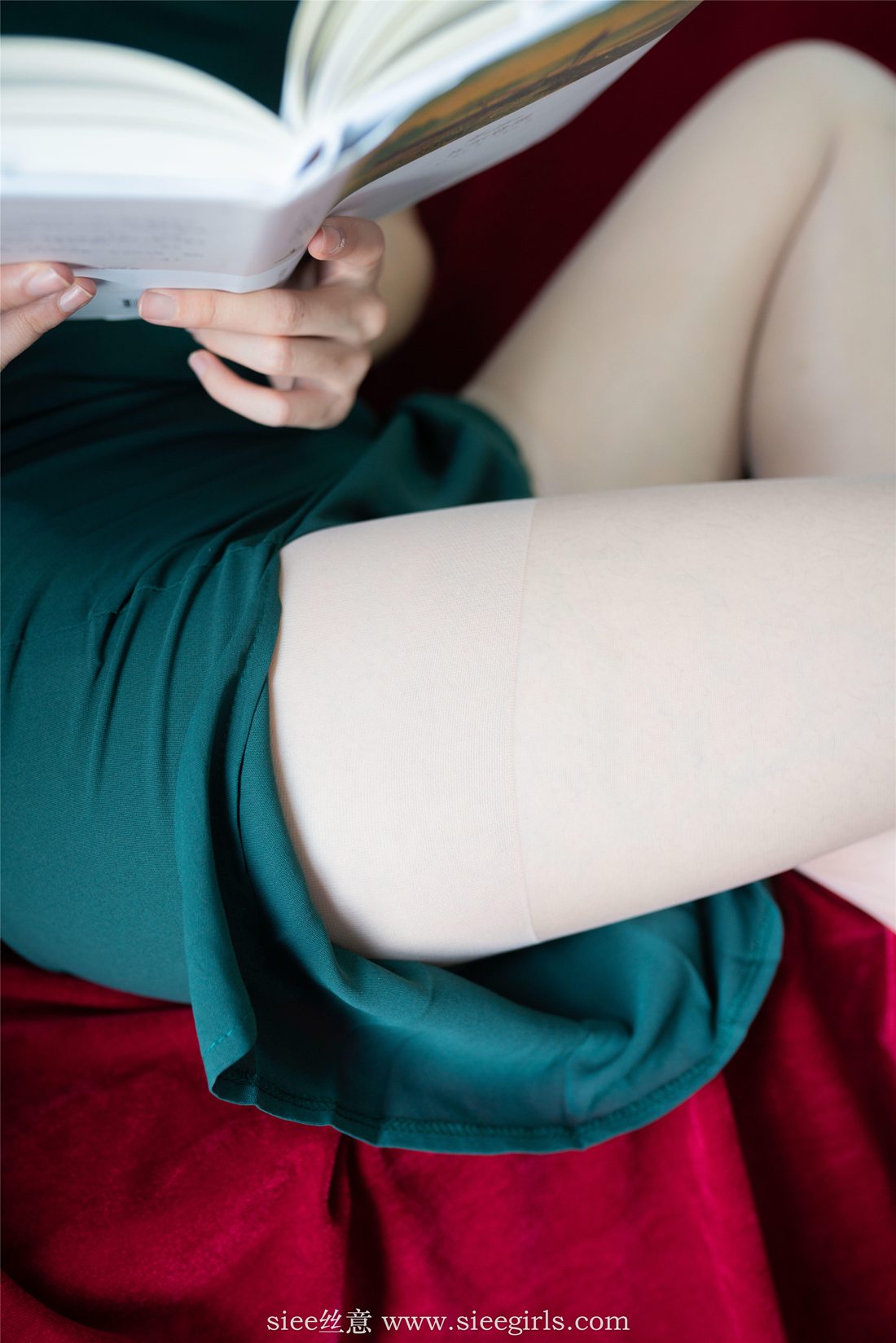 图片[39]-[SIEE丝意] No.399 蓓蓓 御姐-圣诞节特辑 在线浏览 – 速更版-美库