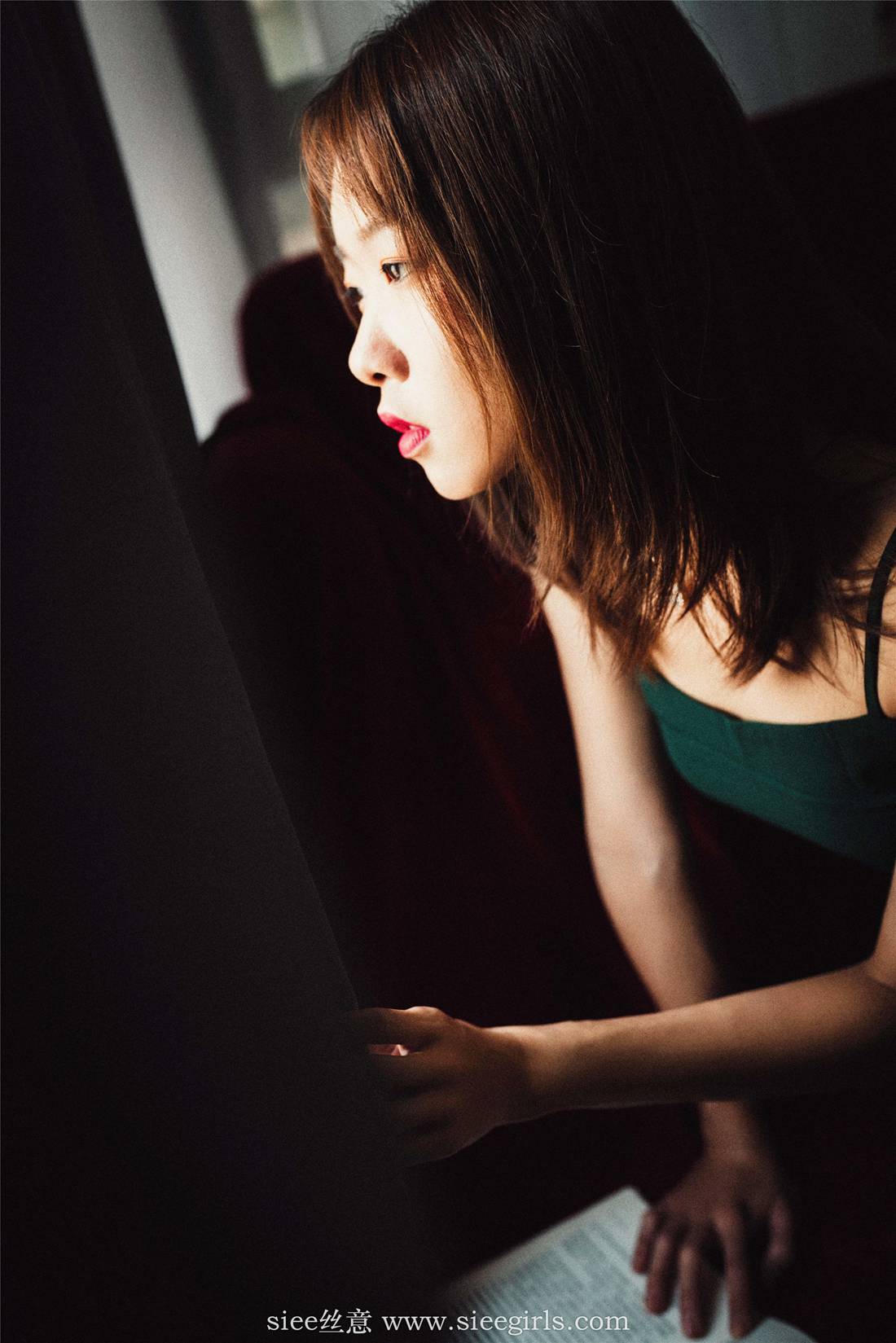 图片[18]-[SIEE丝意] No.399 蓓蓓 御姐-圣诞节特辑 在线浏览 – 速更版-美库