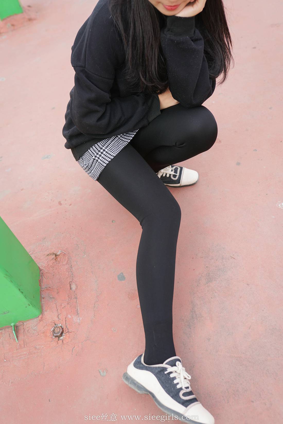 图片[23]-[SIEE丝意] No.403 熊熊～新的一年学姐陪你 在线浏览 – 速更版-美库