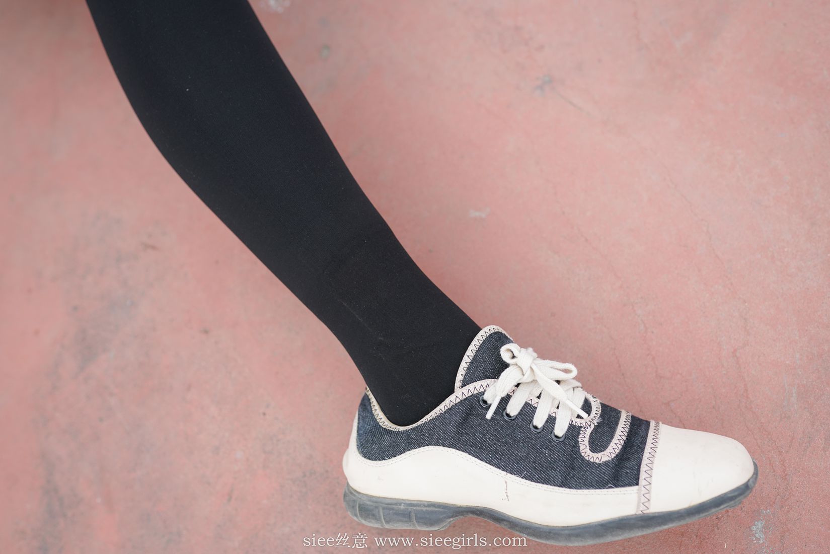 图片[34]-[SIEE丝意] No.403 熊熊～新的一年学姐陪你 在线浏览 – 速更版-美库