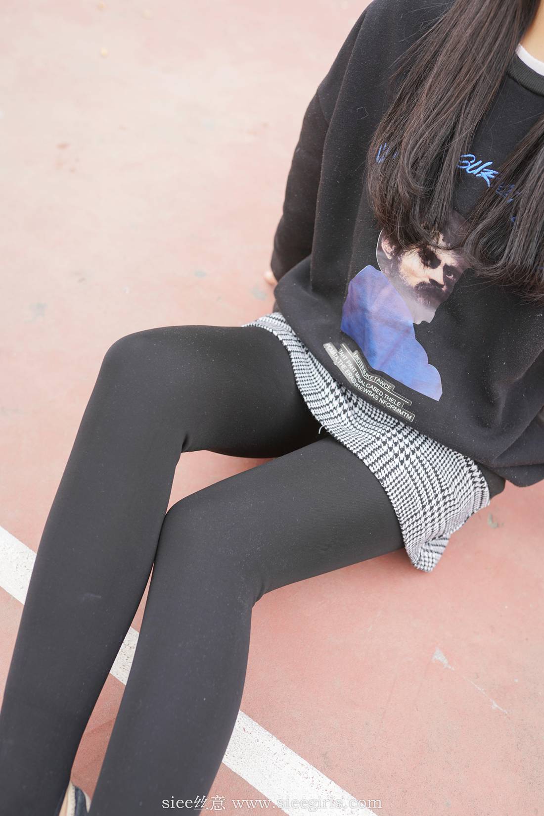 图片[52]-[SIEE丝意] No.403 熊熊～新的一年学姐陪你 在线浏览 – 速更版-美库