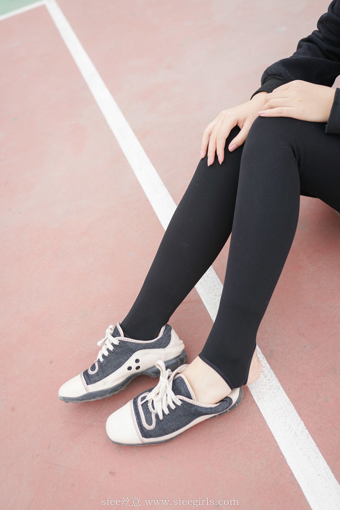 图片[57]-[SIEE丝意] No.403 熊熊～新的一年学姐陪你 在线浏览 – 速更版-美库