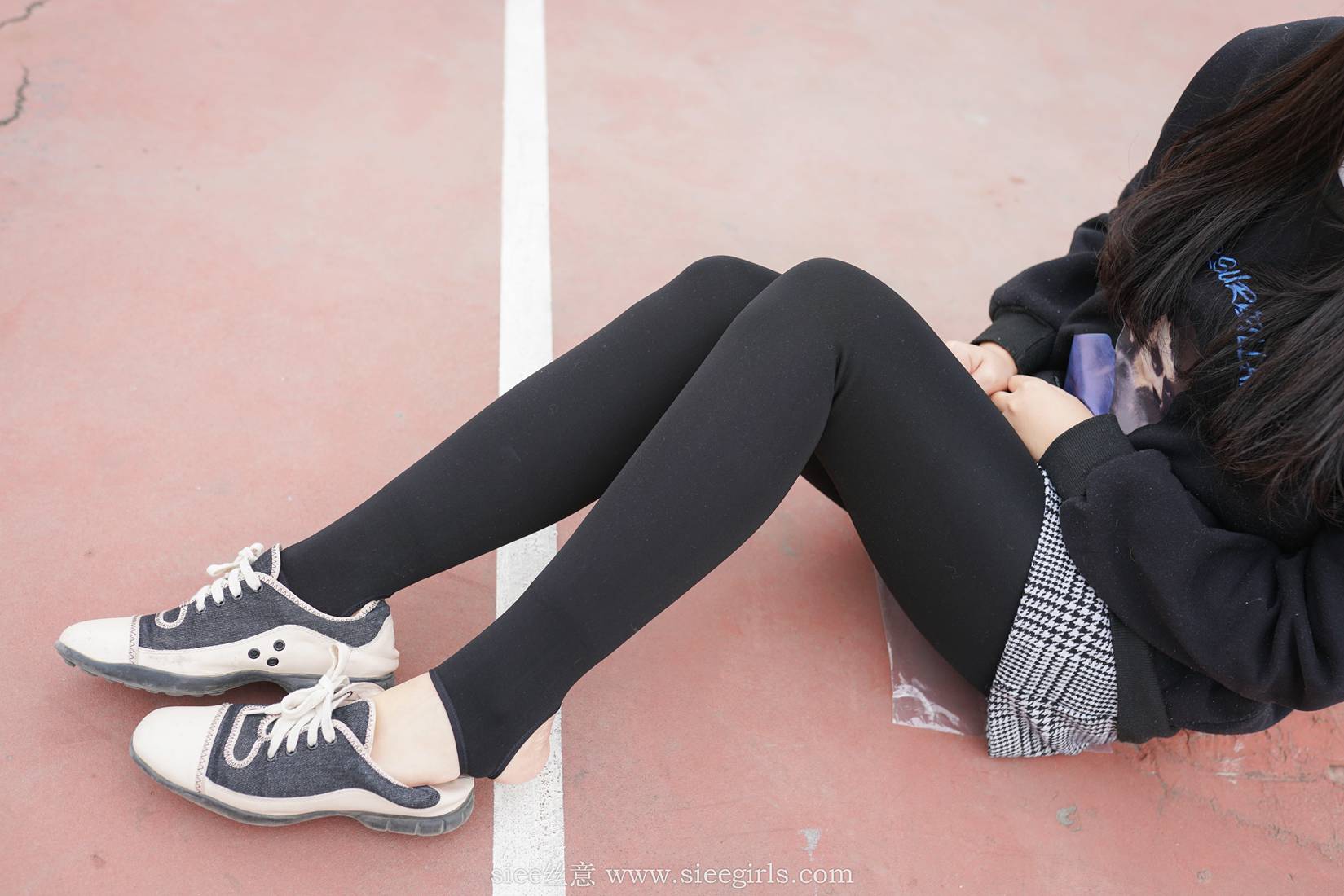 图片[59]-[SIEE丝意] No.403 熊熊～新的一年学姐陪你 在线浏览 – 速更版-美库