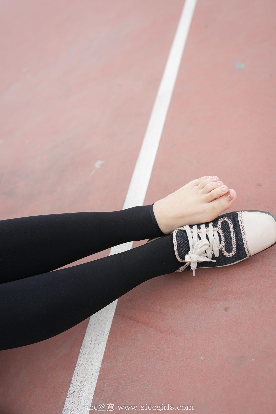 图片[64]-[SIEE丝意] No.403 熊熊～新的一年学姐陪你 在线浏览 – 速更版-美库