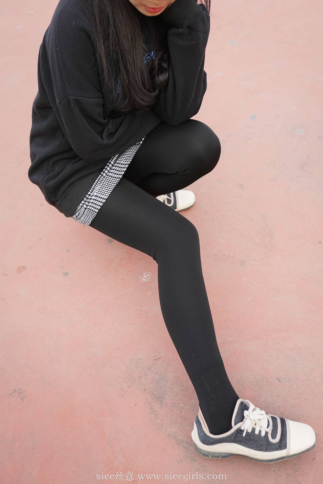 图片[67]-[SIEE丝意] No.403 熊熊～新的一年学姐陪你 在线浏览 – 速更版-美库