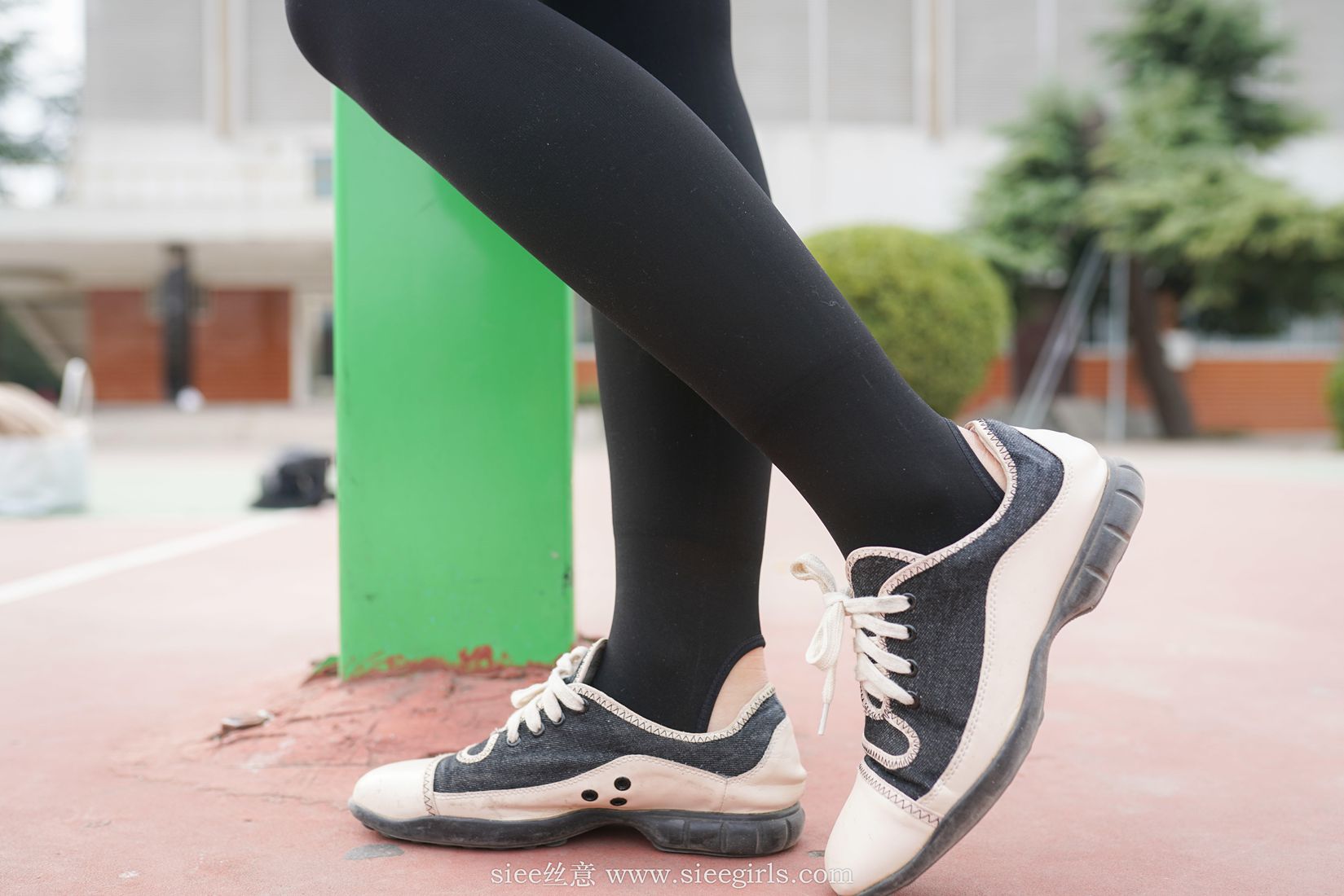 图片[72]-[SIEE丝意] No.403 熊熊～新的一年学姐陪你 在线浏览 – 速更版-美库