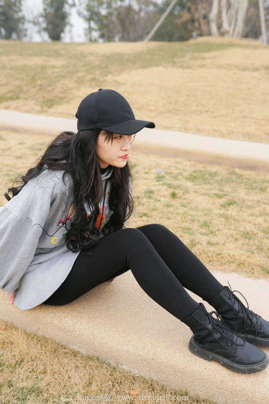 图片[4]-[SIEE丝意] No.417 含含~新年快乐-2020 在线浏览 – 速更版-美库