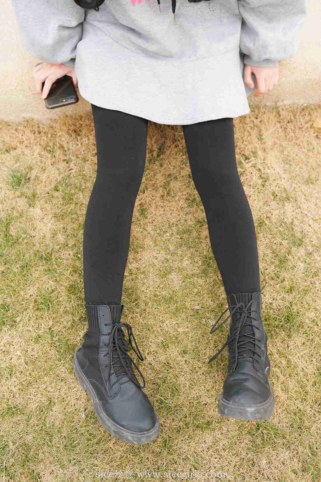 图片[33]-[SIEE丝意] No.417 含含~新年快乐-2020 在线浏览 – 速更版-美库