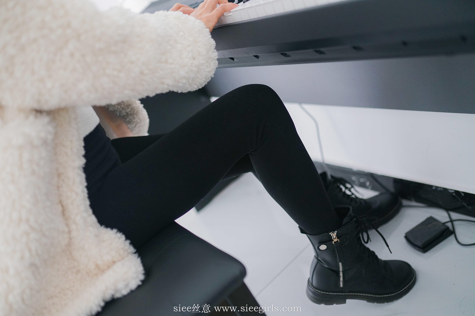 图片[64]-[SIEE丝意] No.421 童童~时光温柔以待 在线浏览 – 速更版-美库