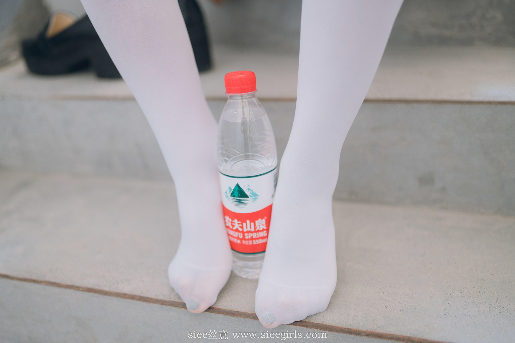 图片[30]-[SIEE丝意] No.428 妞妞～正义的颜色 在线浏览 – 速更版-美库