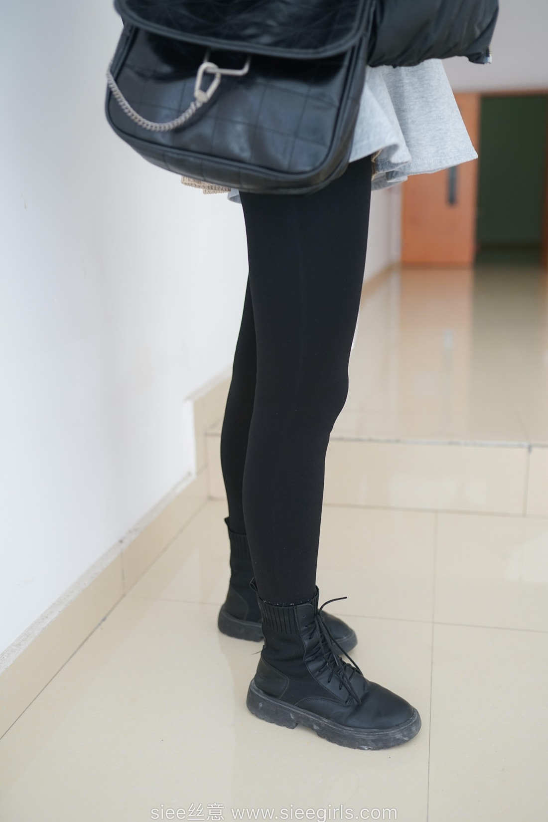 图片[48]-[SIEE丝意] No.433 含含～伊人在水一方 在线浏览 – 速更版-美库