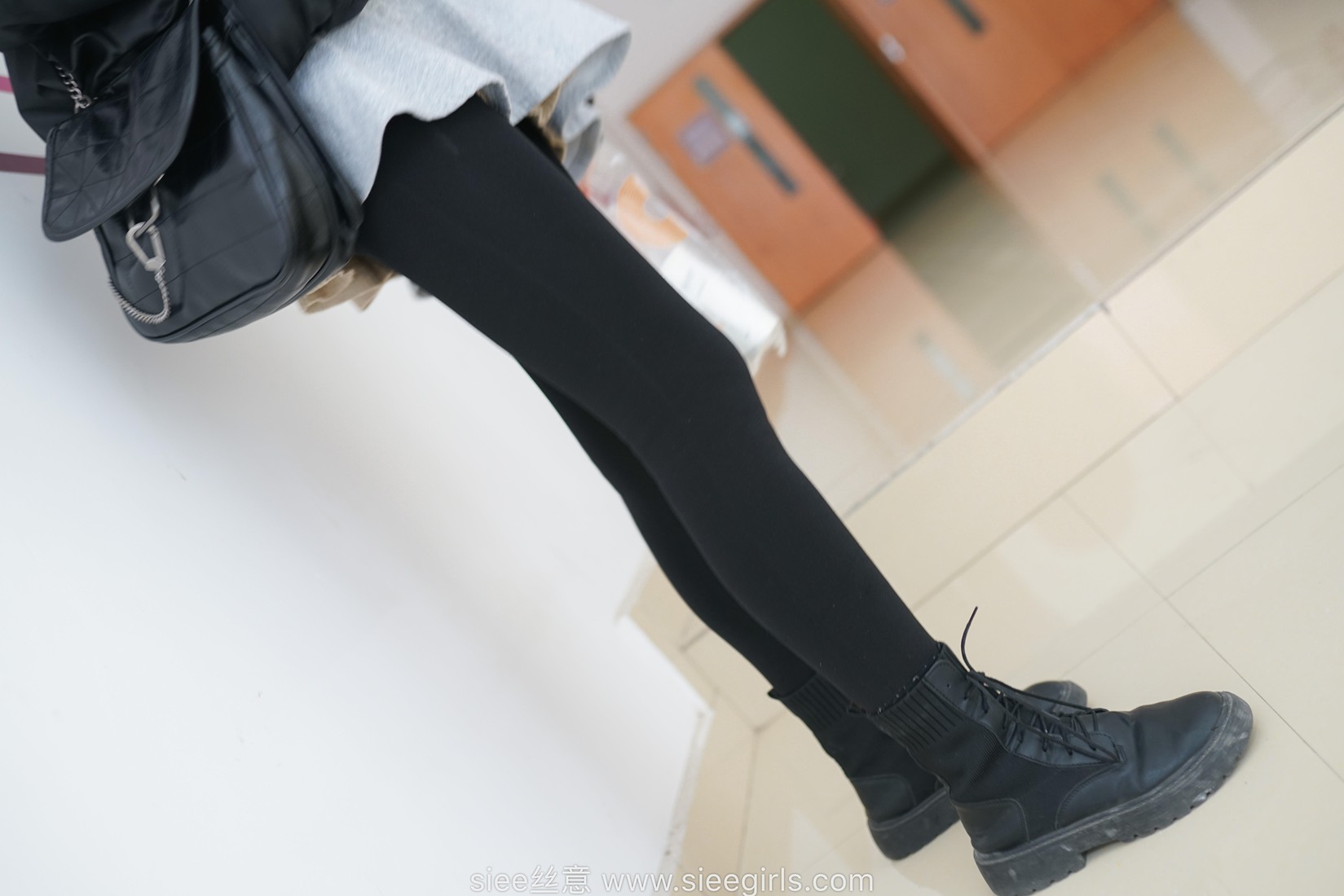 图片[34]-[SIEE丝意] No.433 含含～伊人在水一方 在线浏览 – 速更版-美库