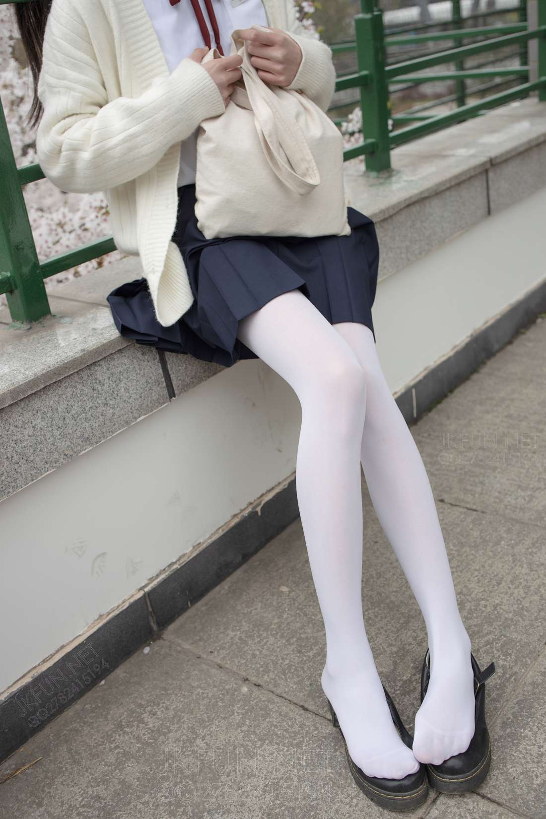 图片[16]-[森萝财团写真] JKFUN-001 甜米 纯纯的白丝学妹 在线浏览 – 速更版-美库