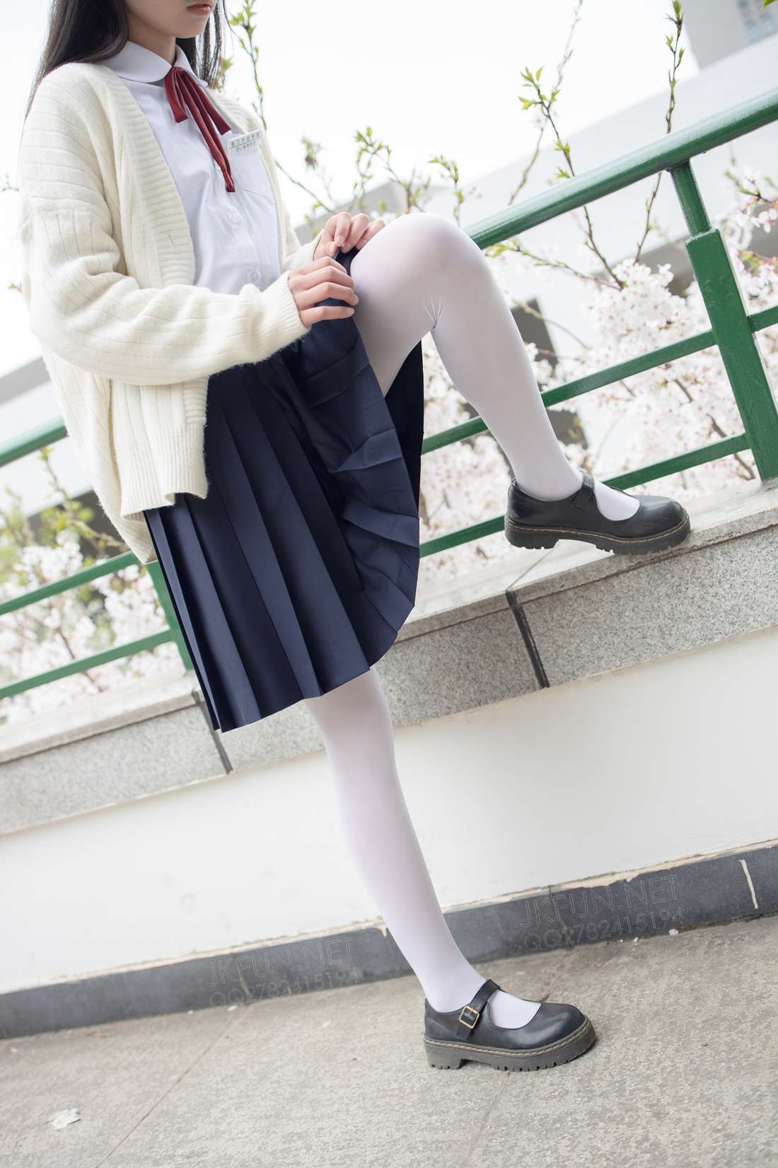 [森萝财团写真] JKFUN-001 甜米 纯纯的白丝学妹 在线浏览 – 优选-优选资源网