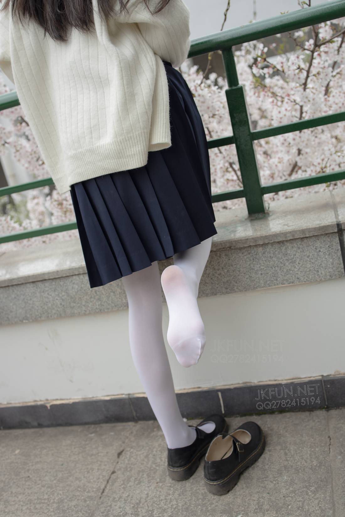 图片[121]-[森萝财团写真] JKFUN-001 甜米 纯纯的白丝学妹 在线浏览 – 速更版-美库