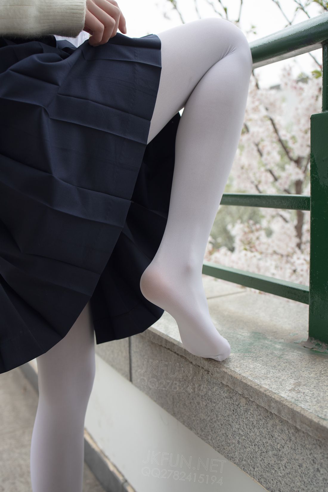 图片[114]-[森萝财团写真] JKFUN-001 甜米 纯纯的白丝学妹 在线浏览 – 速更版-美库