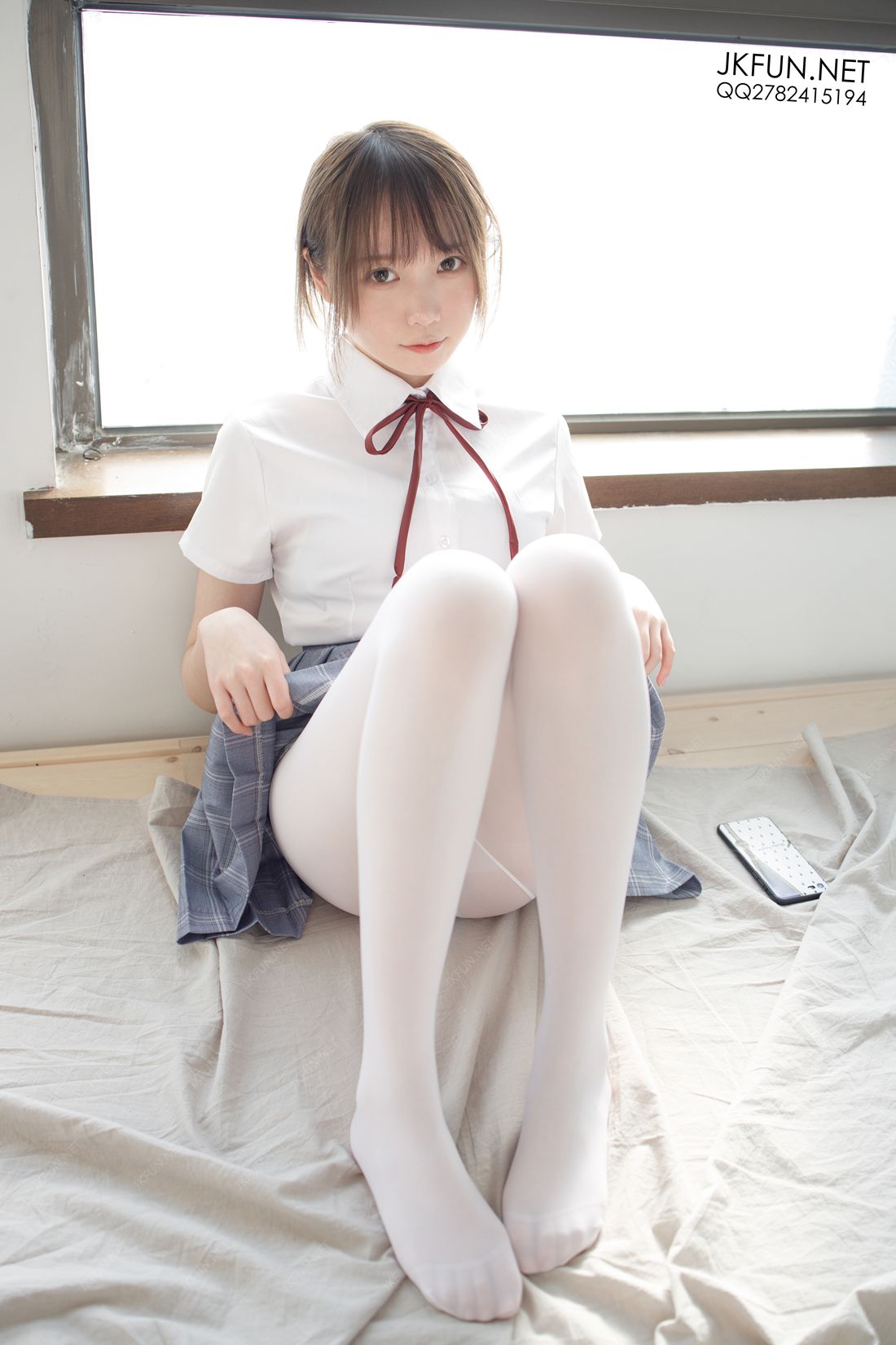 图片[34]-[森萝财团写真] JKFUN-002 Aika 可爱学妹丝足 在线浏览 – 速更版-美库