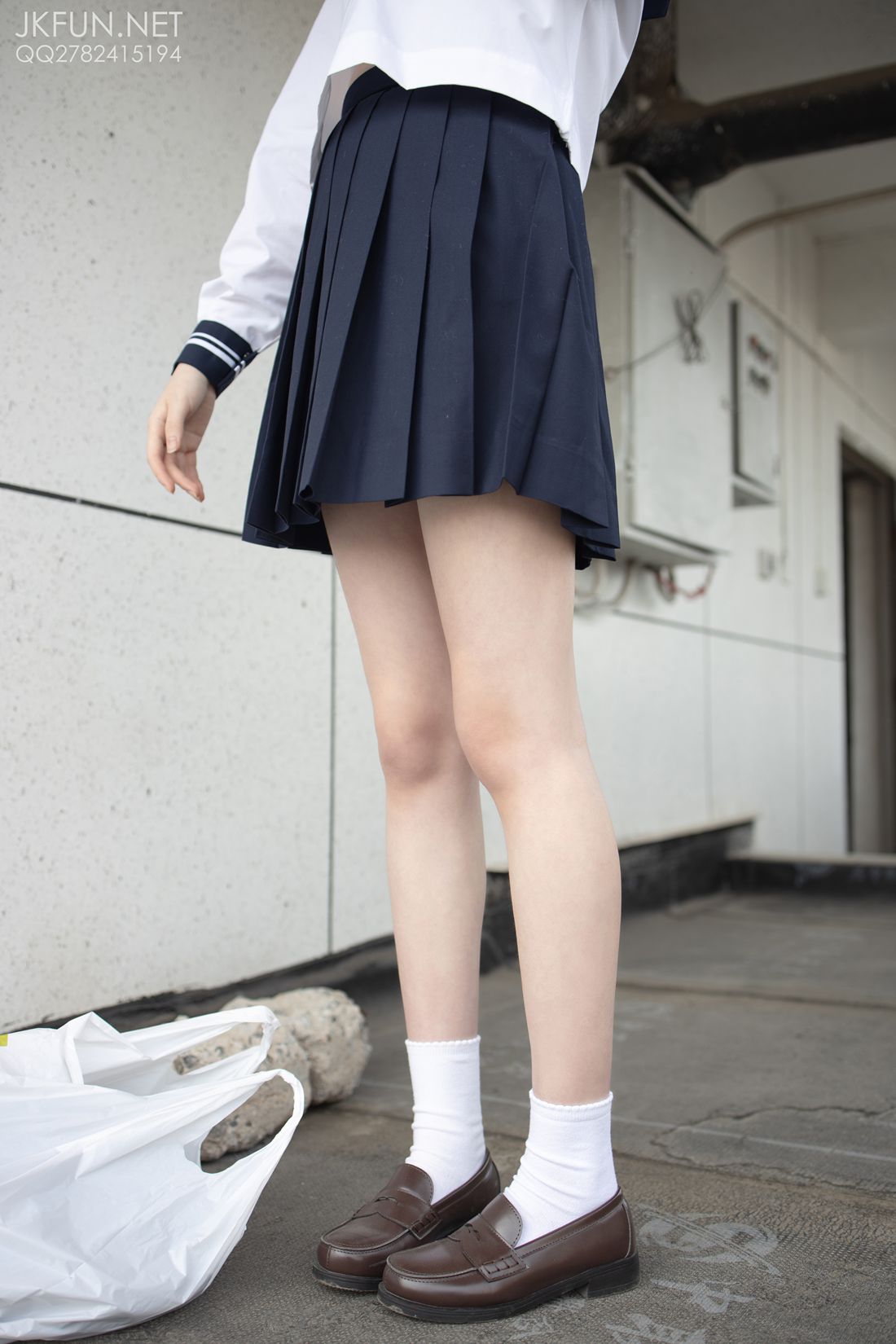 图片[150]-[森萝财团写真] JKFUN-002 Aika 可爱学妹丝足 在线浏览 – 速更版-美库