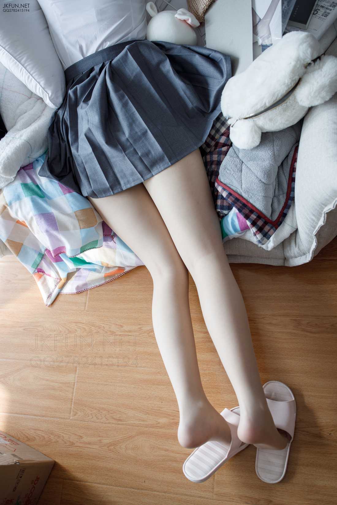 图片[26]-[森萝财团写真] JKFUN-005 卉子 10D肉丝 在线浏览 – 速更版-美库