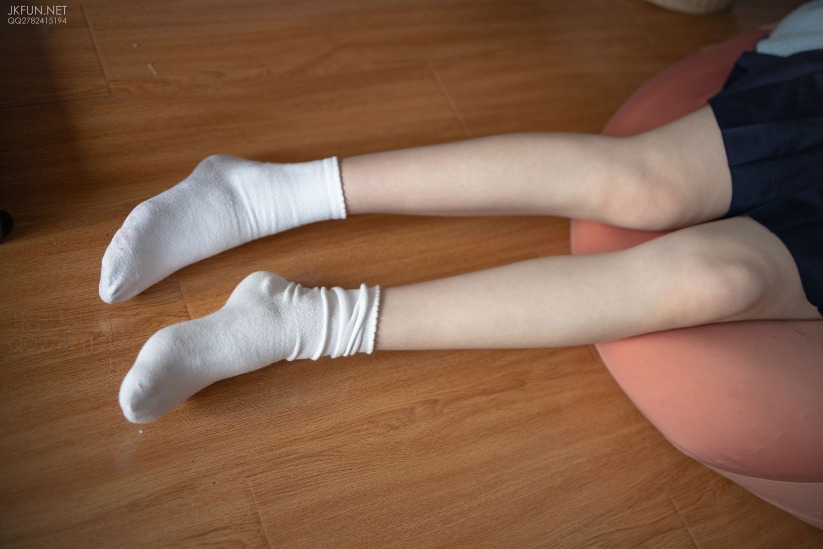 图片[16]-[森萝财团写真] JKFUN-002 Aika 可爱学妹丝足 在线浏览 – 速更版-美库