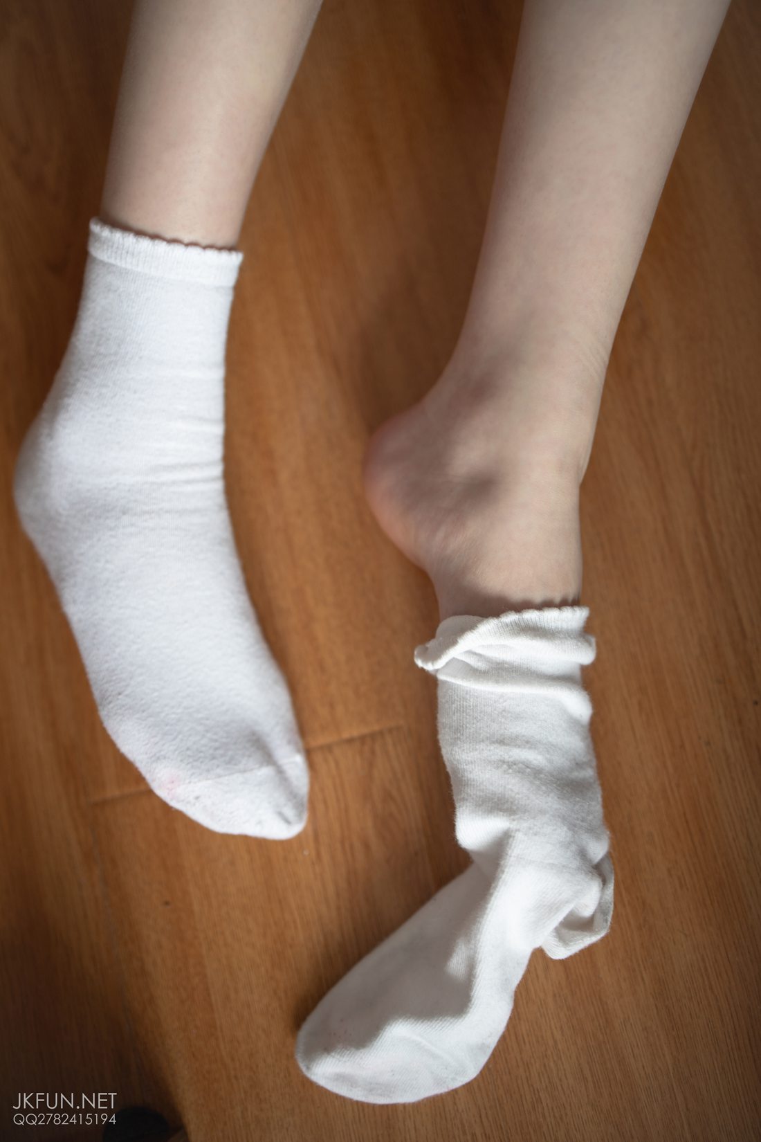 图片[105]-[森萝财团写真] JKFUN-002 Aika 可爱学妹丝足 在线浏览 – 速更版-美库