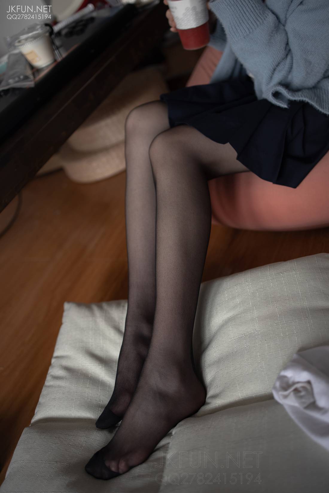 图片[112]-[森萝财团写真] JKFUN-002 Aika 可爱学妹丝足 在线浏览 – 速更版-美库