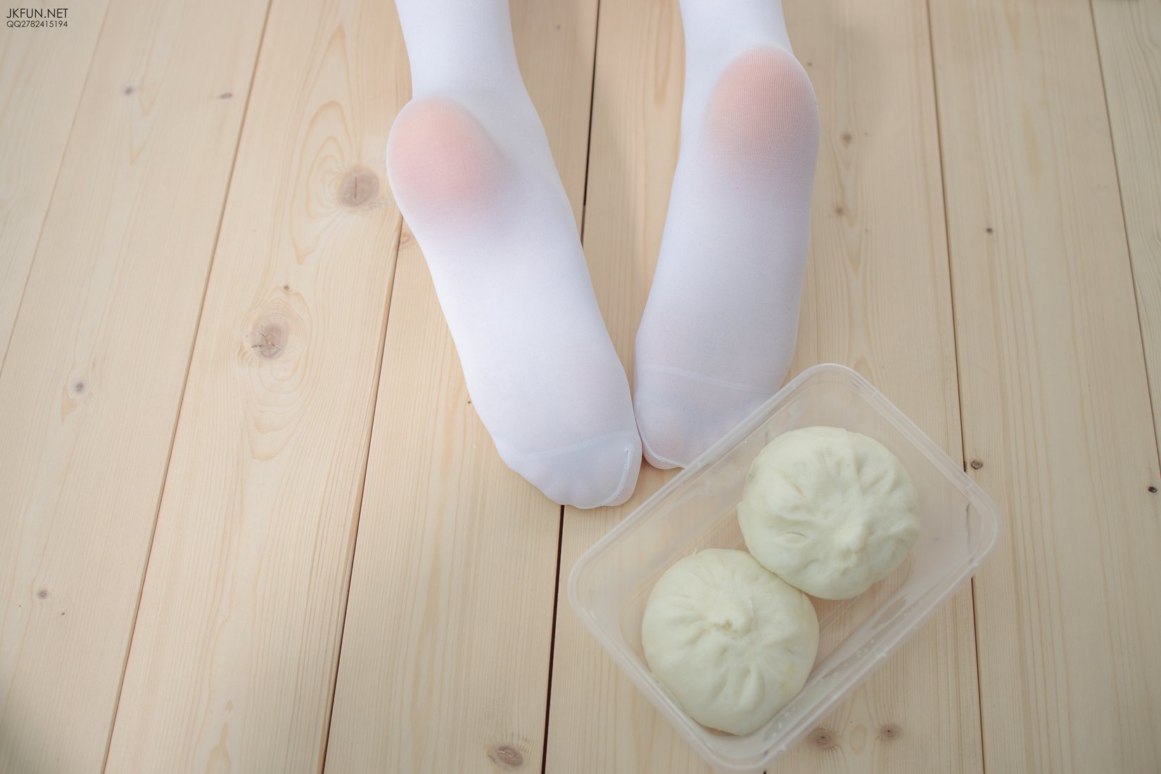 图片[66]-[森萝财团写真] JKFUN-008 Aika 60D白丝踩酱肉包 在线浏览 – 速更版-美库