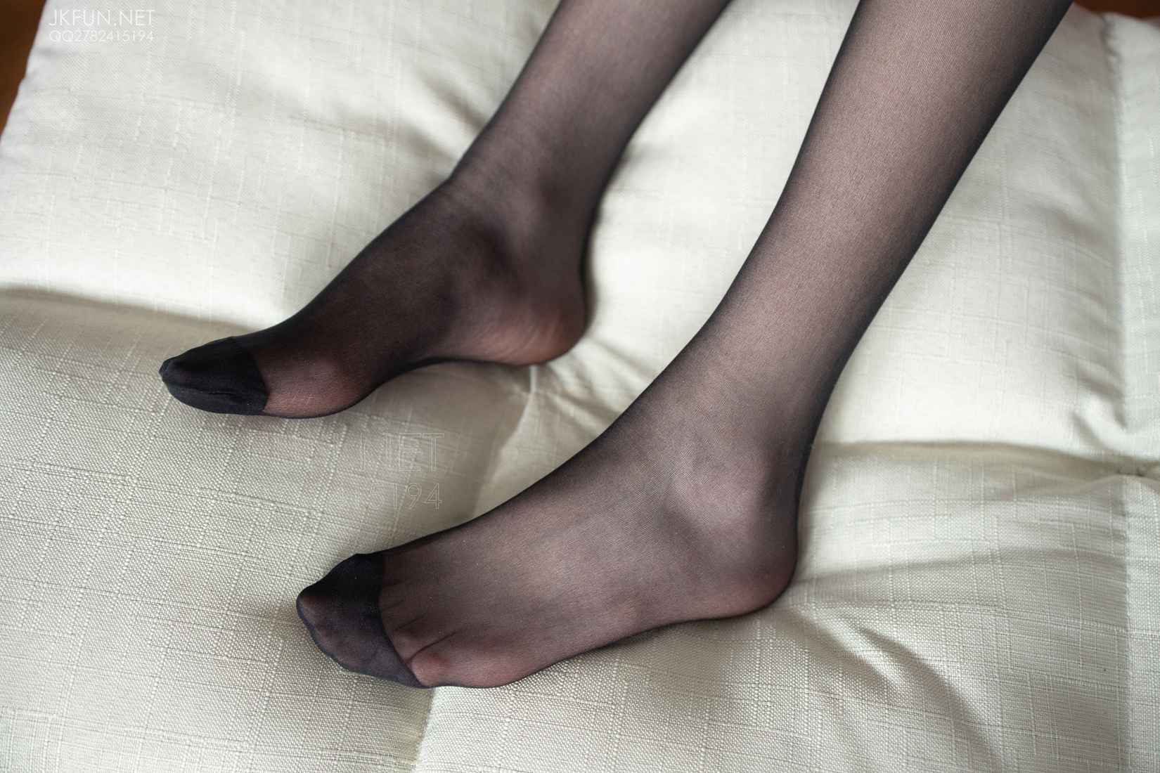 图片[206]-[森萝财团写真] JKFUN-002 Aika 可爱学妹丝足 在线浏览 – 速更版-美库