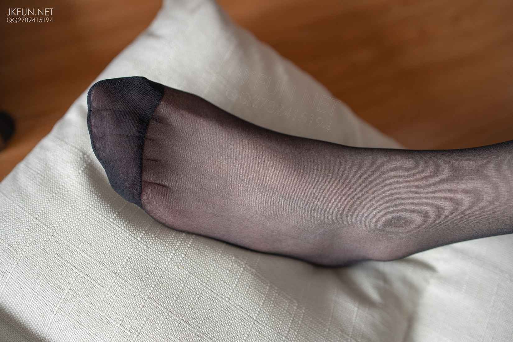 图片[40]-[森萝财团写真] JKFUN-002 Aika 可爱学妹丝足 在线浏览 – 速更版-美库