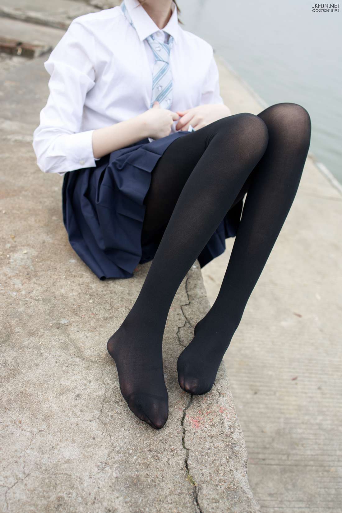 图片[16]-[森萝财团写真] JKFUN-006 Aika 日系黑丝 在线浏览 – 速更版-美库