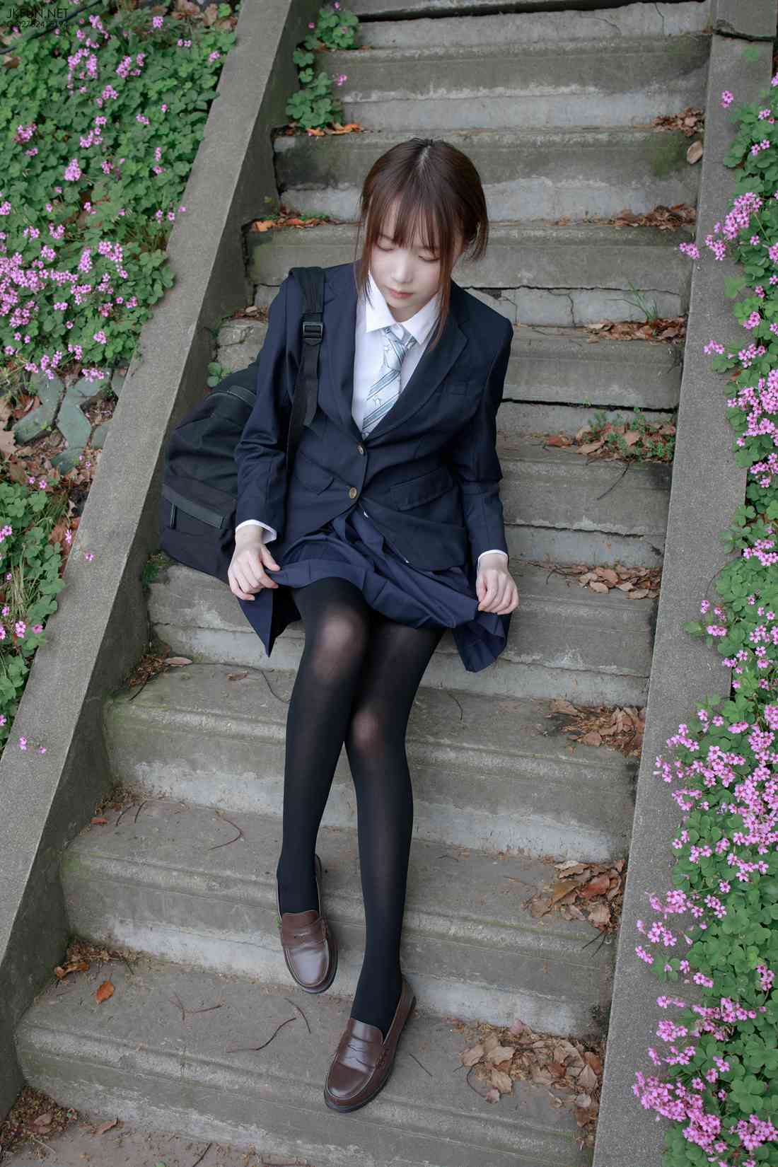 图片[73]-[森萝财团写真] JKFUN-006 Aika 日系黑丝 在线浏览 – 速更版-美库