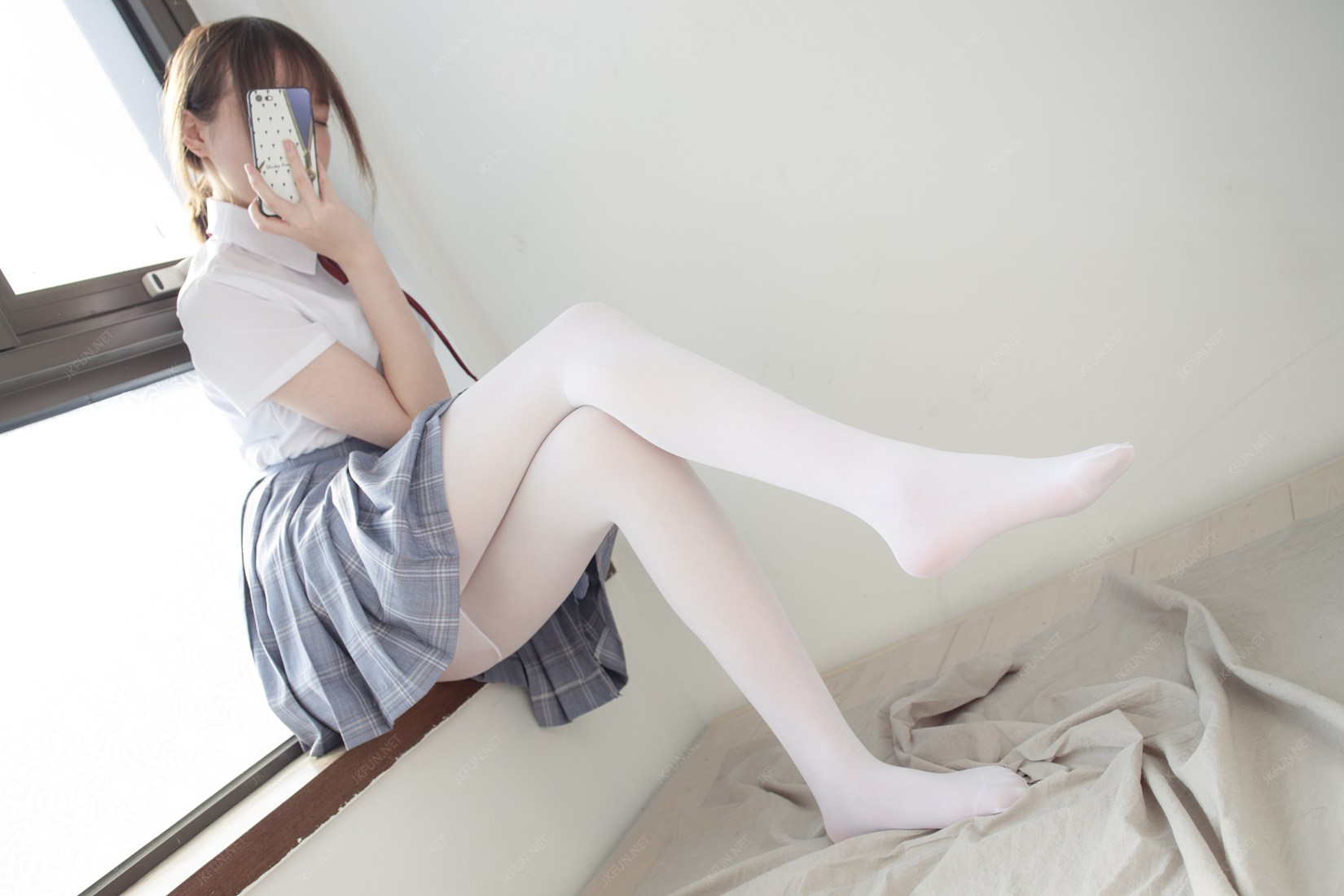 图片[8]-[森萝财团写真] JKFUN-002 Aika 可爱学妹丝足 在线浏览 – 速更版-美库