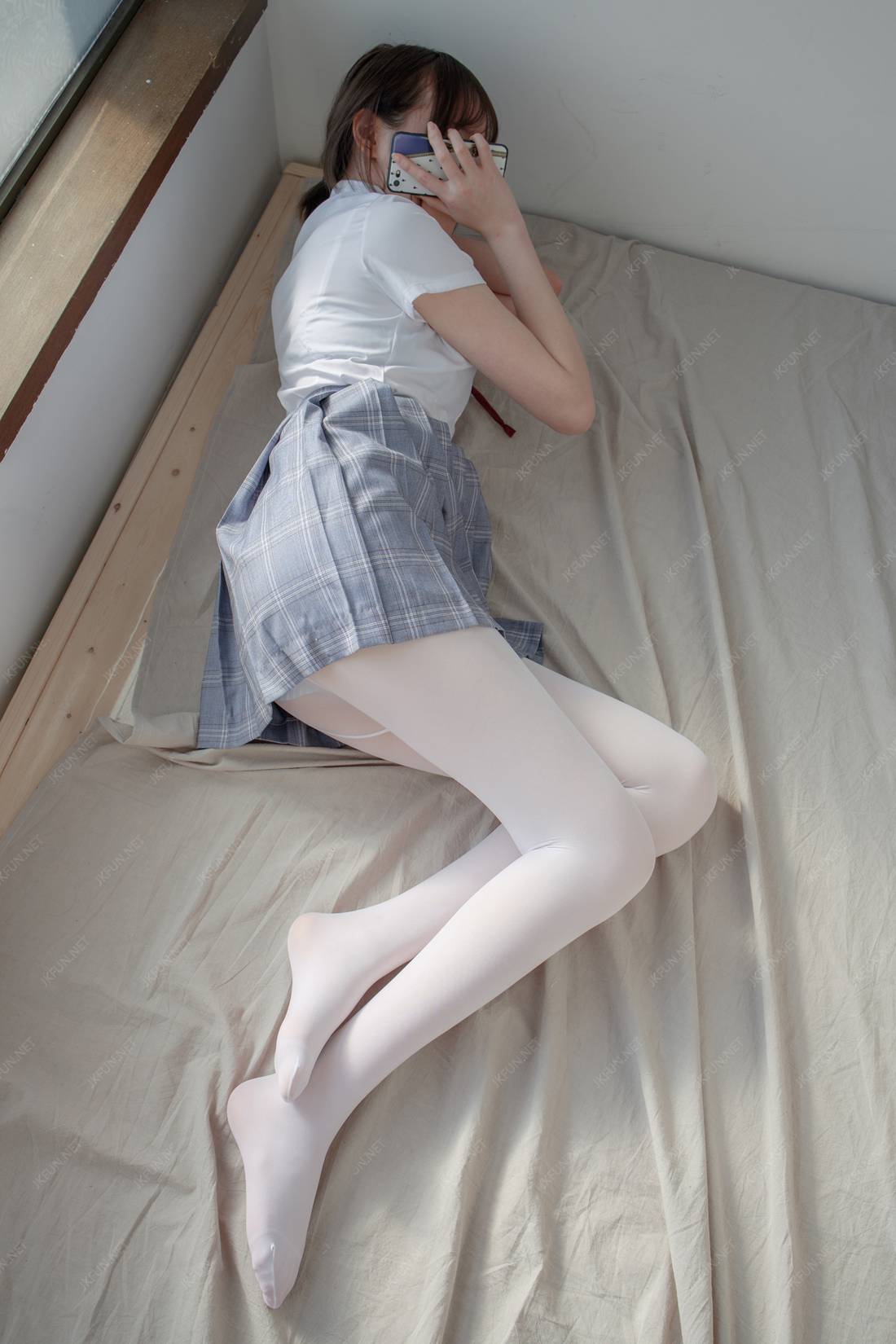 图片[151]-[森萝财团写真] JKFUN-002 Aika 可爱学妹丝足 在线浏览 – 速更版-美库