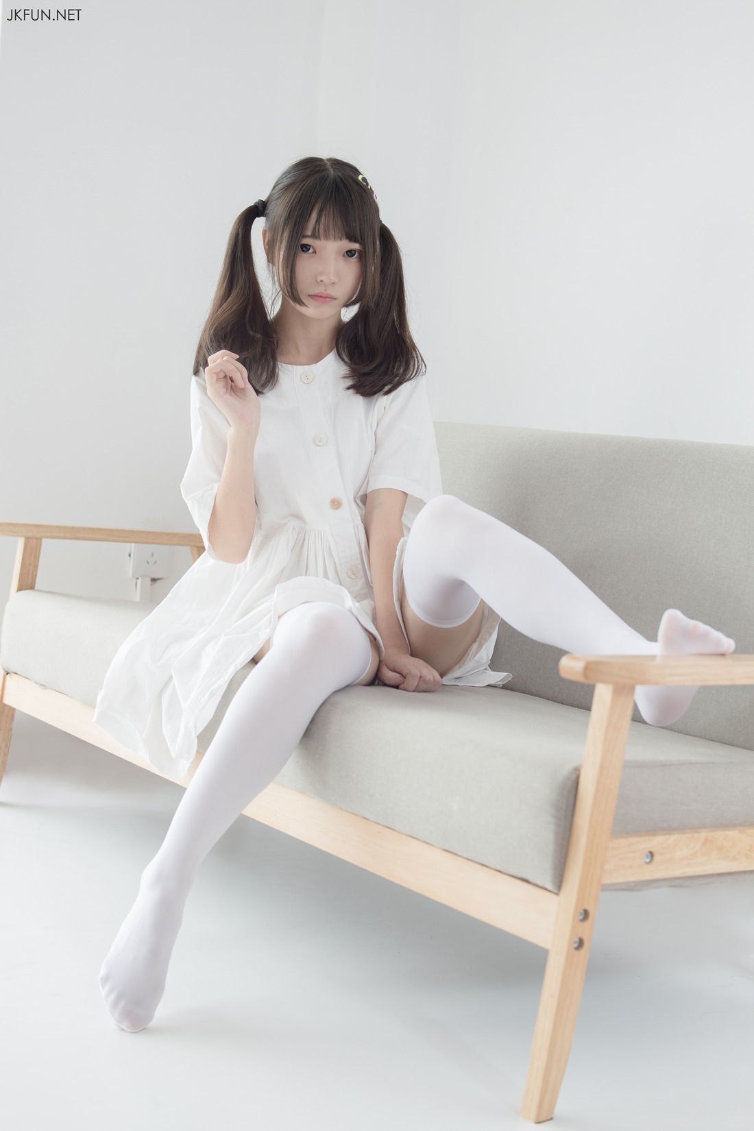 图片[79]-[森萝财团写真] JKFUN-014 默陌 白衣飘飘的年代 在线浏览 – 速更版-美库