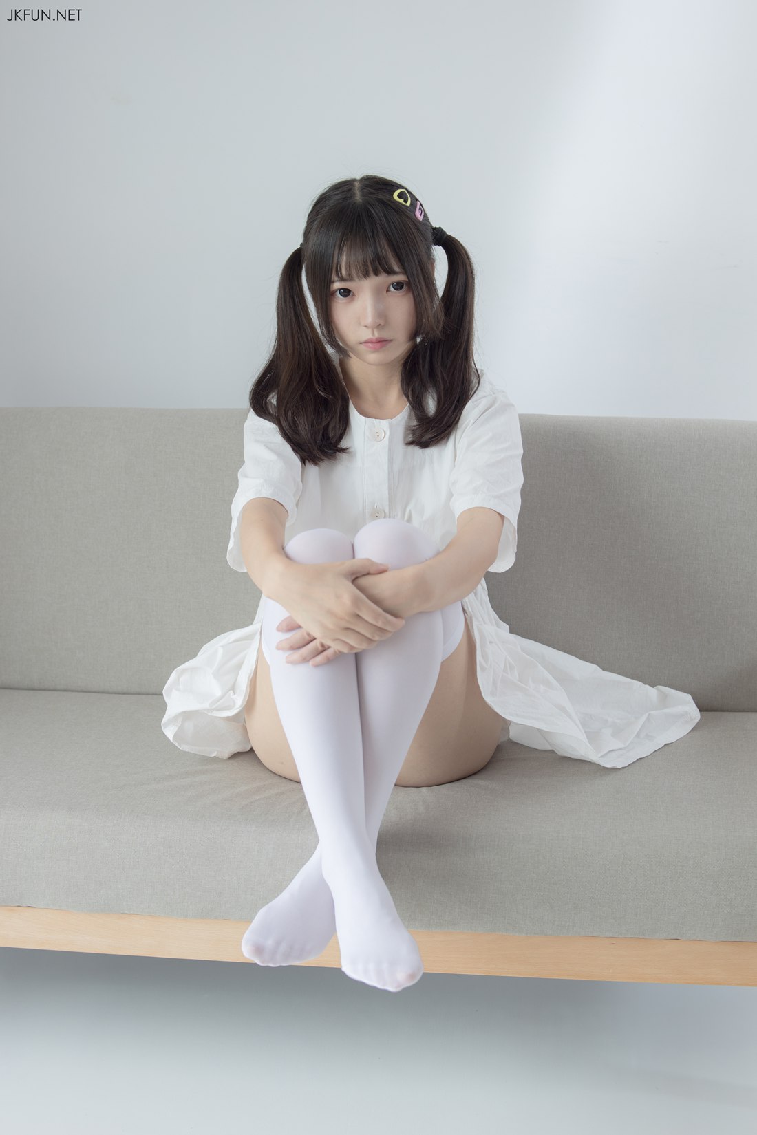 [森萝财团写真] JKFUN-014 默陌 白衣飘飘的年代 在线浏览 – 优选-优选资源网