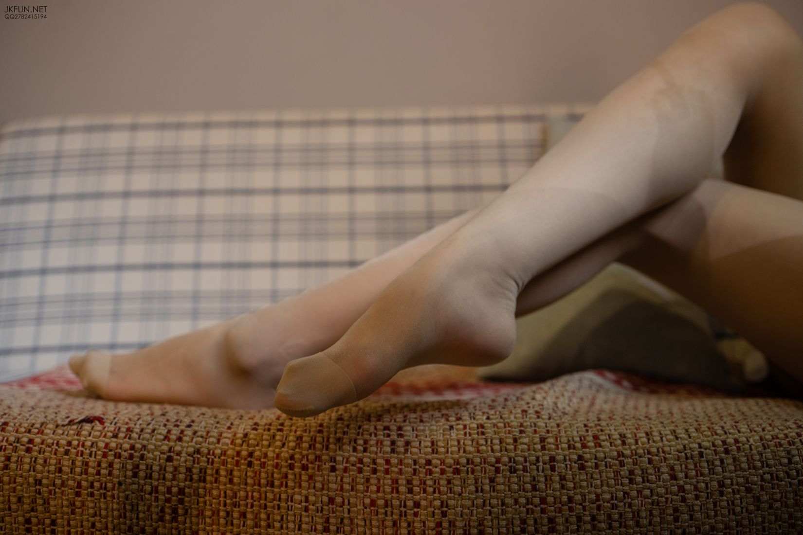 图片[72]-[森萝财团写真] JKFUN-012 10D肉丝运动鞋桌下 在线浏览 – 速更版-美库