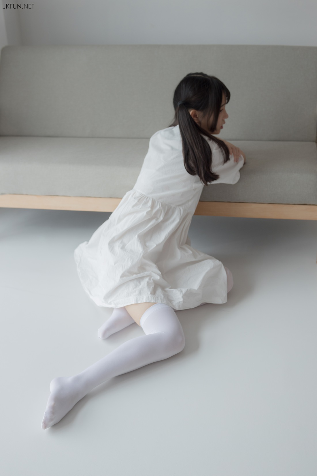 图片[63]-[森萝财团写真] JKFUN-014 默陌 白衣飘飘的年代 在线浏览 – 速更版-美库