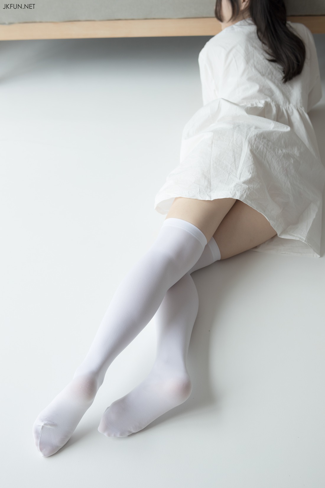 图片[91]-[森萝财团写真] JKFUN-014 默陌 白衣飘飘的年代 在线浏览 – 速更版-美库