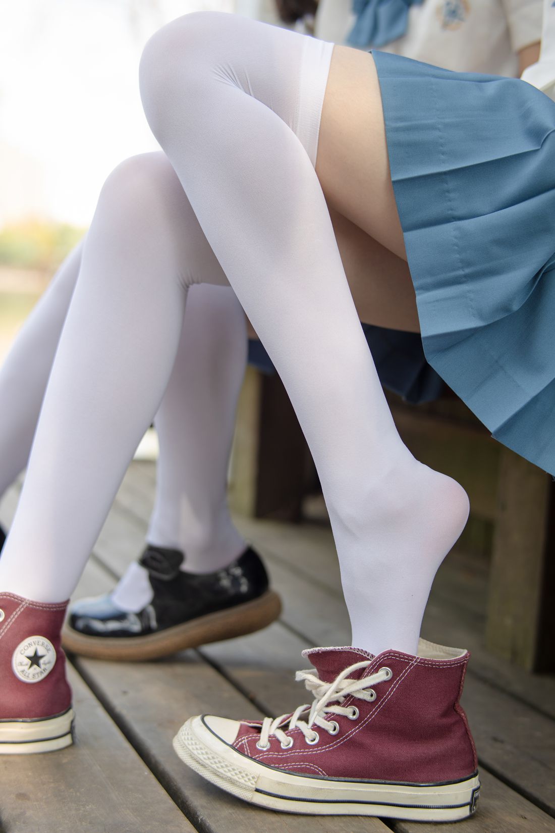 [森萝财团写真] JKFUN-025 默陌&Aika  80D白丝过膝袜 在线浏览 – 优选-优选资源网