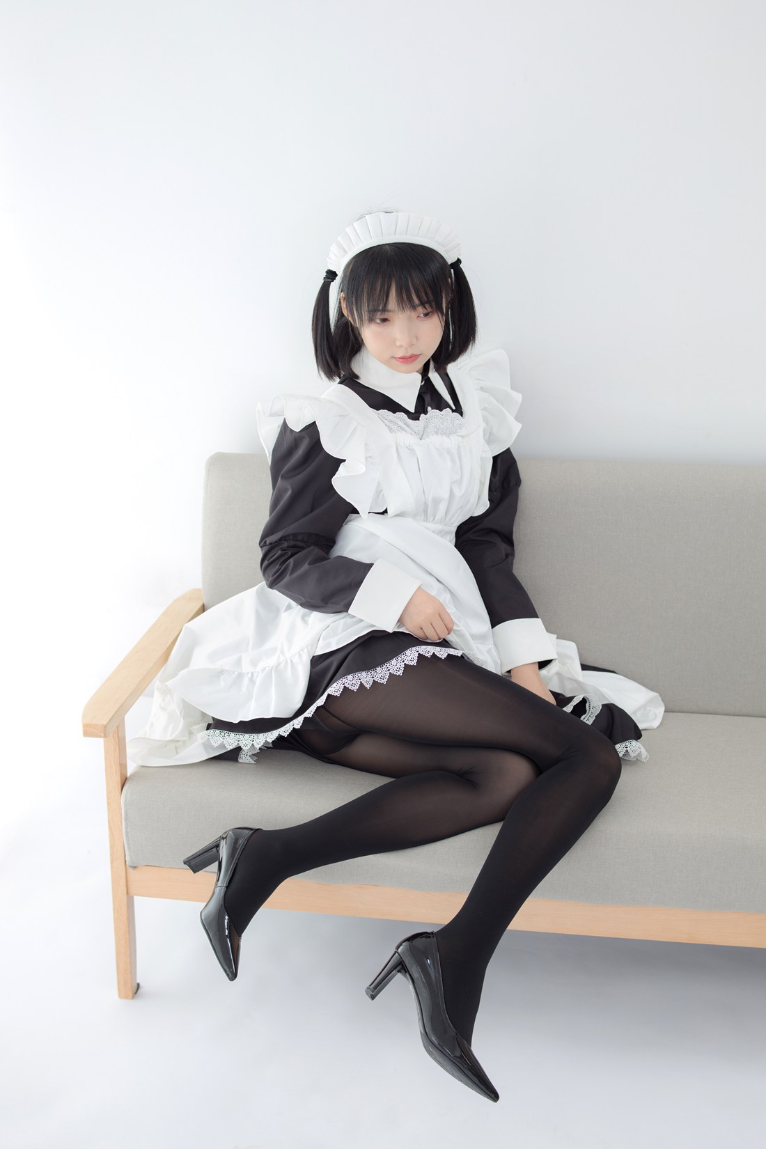 图片[33]-[森萝财团写真] JKFUN-029 卉女仆 踩物 80D黑丝 在线浏览 – 速更版-美库