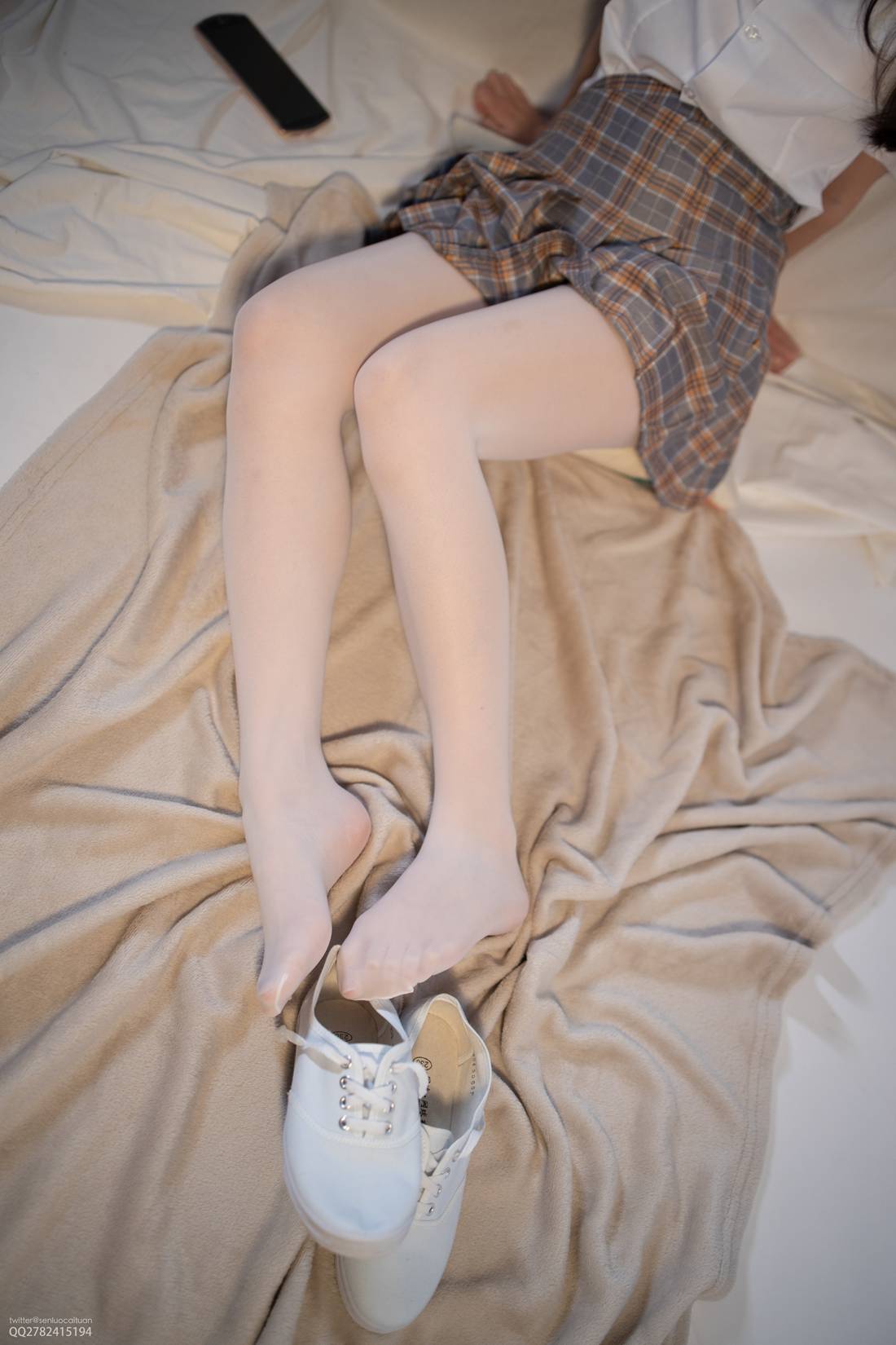 图片[26]-[森萝财团写真] JKFUN-039 白丝网鞋合辑-2 在线浏览 – 速更版-美库