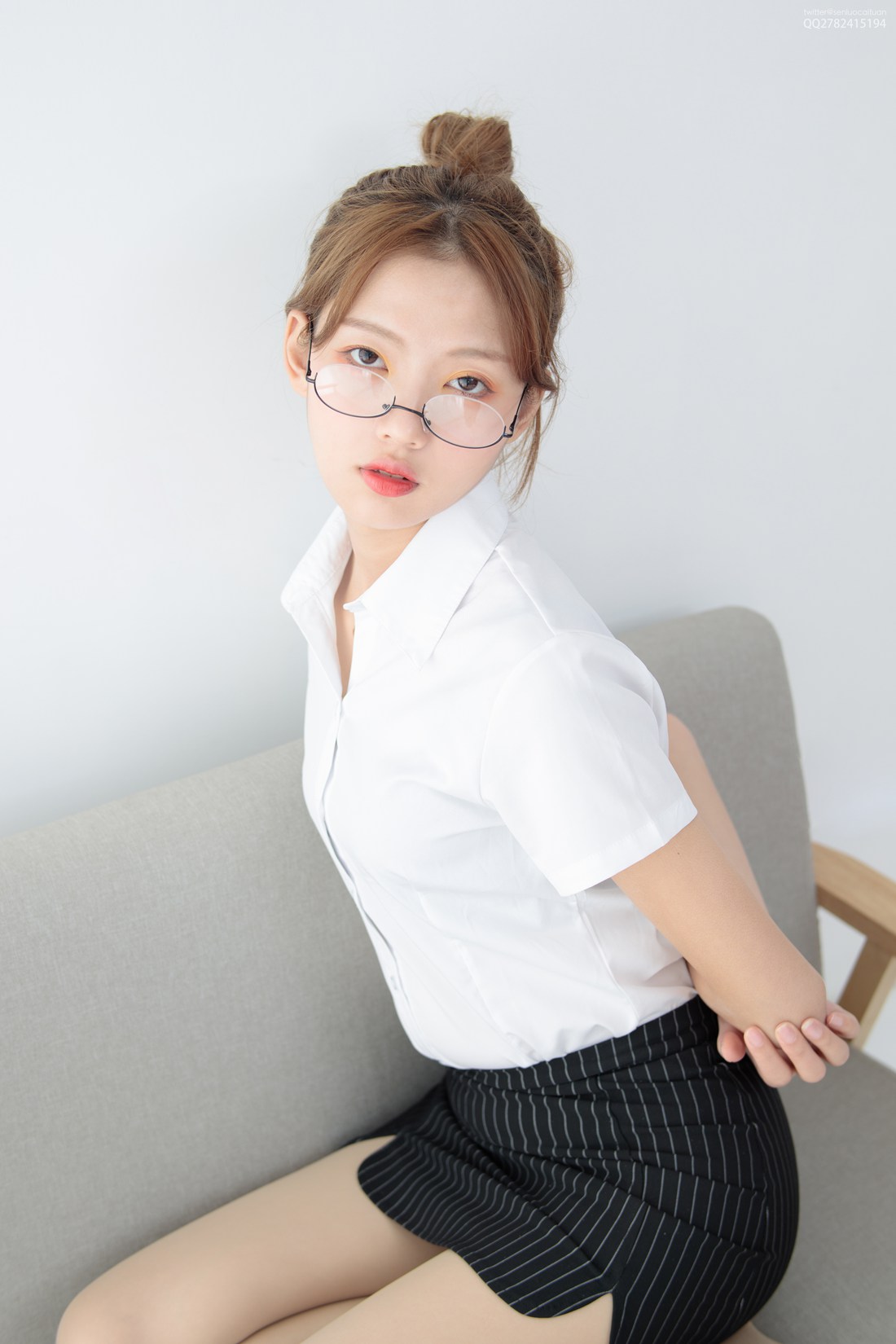 图片[33]-[森萝财团写真] JKFUN-046 OL一定要搭配眼镜 50D肉丝 在线浏览 – 速更版-美库