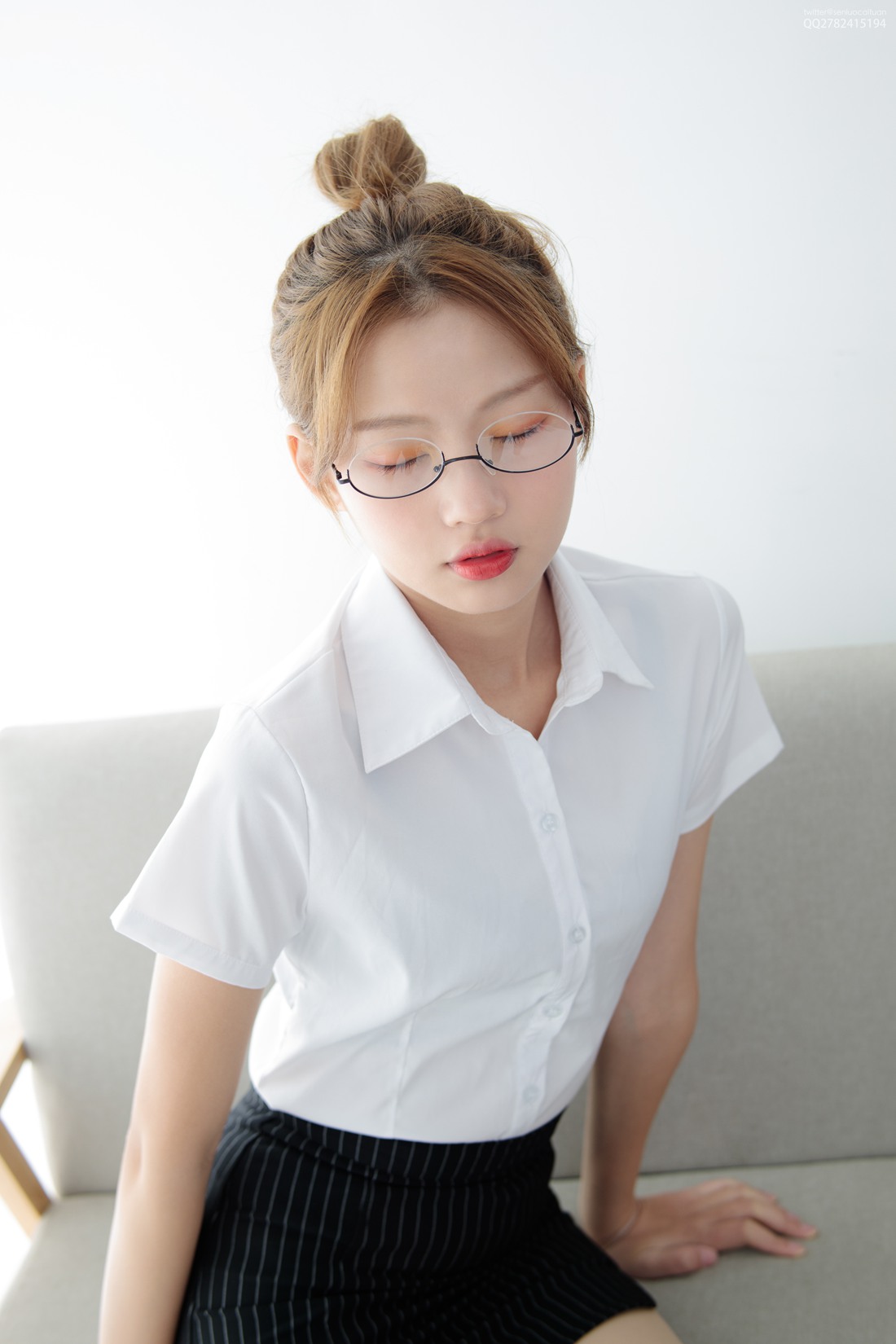 图片[54]-[森萝财团写真] JKFUN-046 OL一定要搭配眼镜 50D肉丝 在线浏览 – 速更版-美库