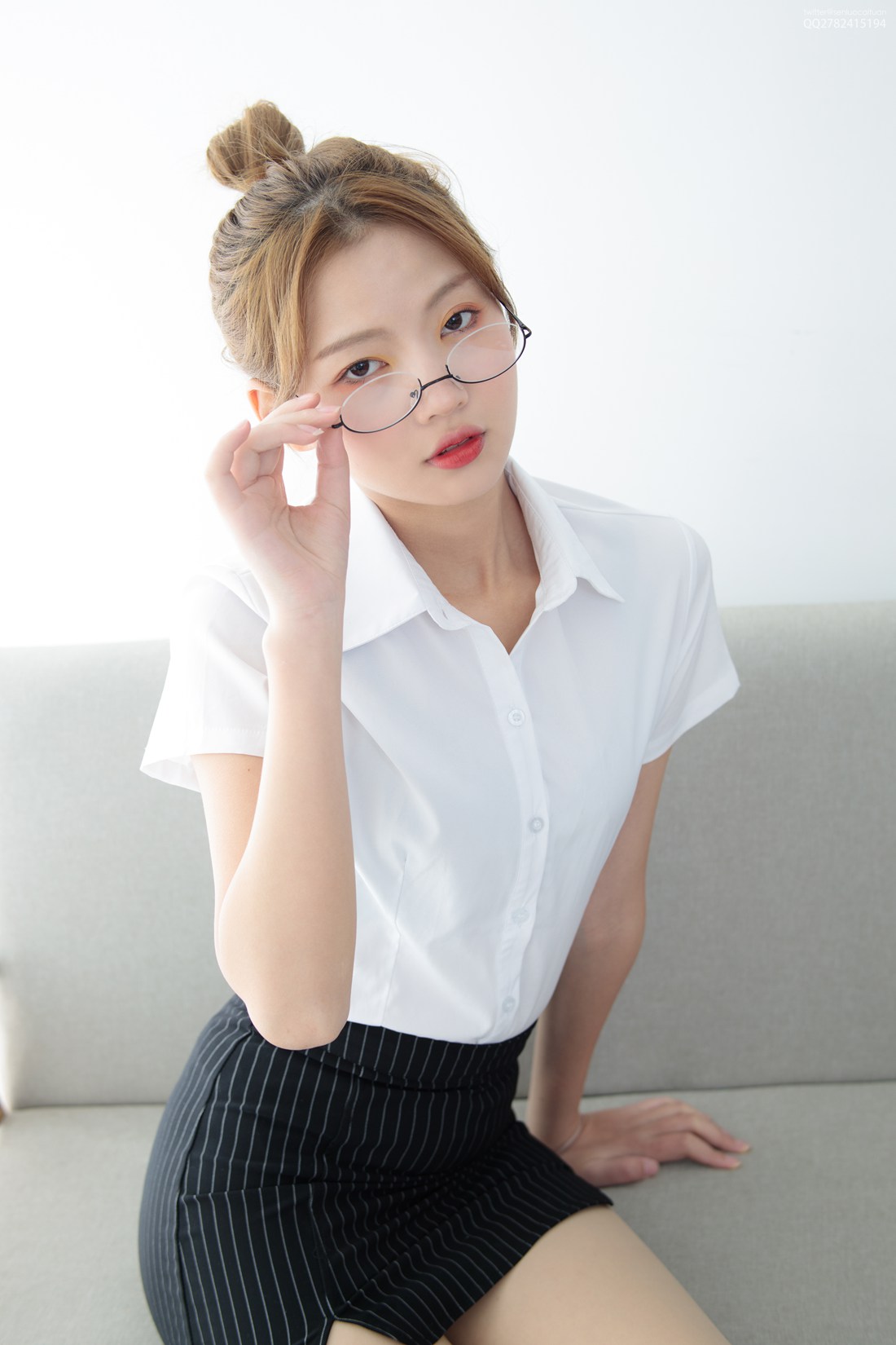 图片[56]-[森萝财团写真] JKFUN-046 OL一定要搭配眼镜 50D肉丝 在线浏览 – 速更版-美库