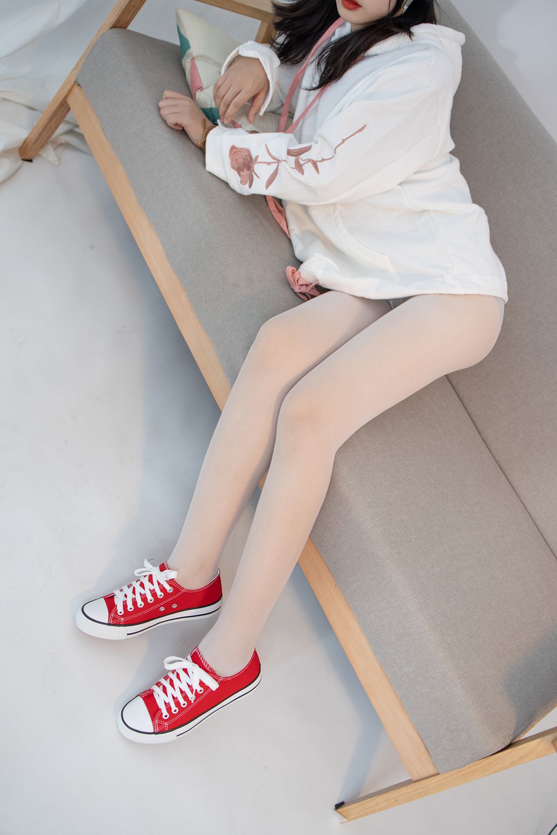 图片[43]-[森萝财团写真] JKFUN-054 红布鞋白丝 13D白丝 小夜 在线浏览 – 速更版-美库