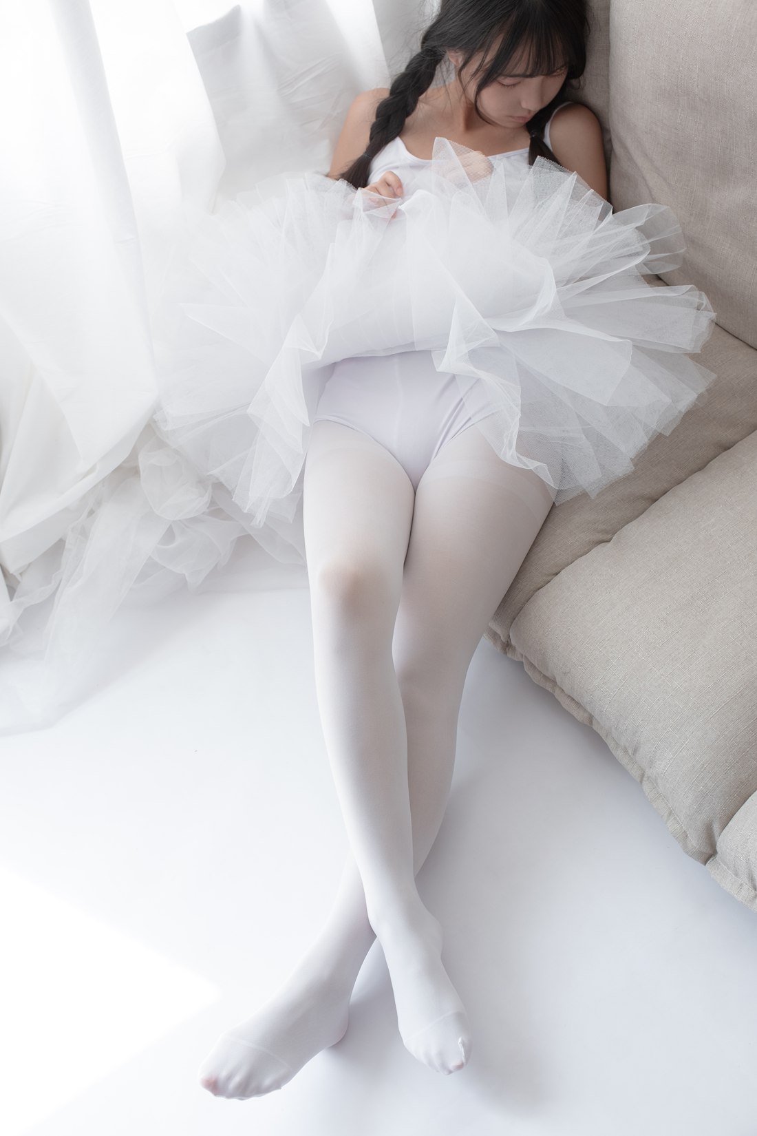 图片[28]-[森萝财团写真] X-042 在线浏览 – 速更版-美库